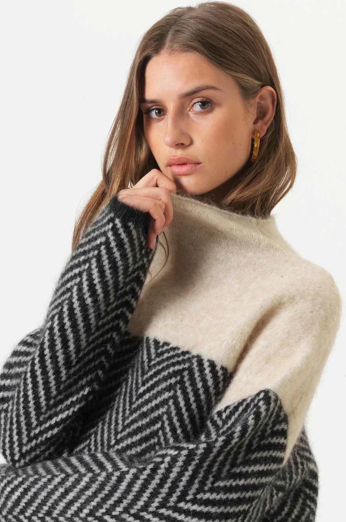 Gia™ - Luxury Cashmere Turtleneck Sweater